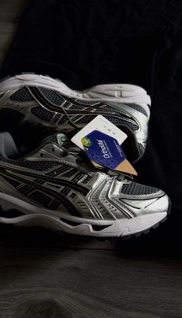Asics maat38 bekijk beschrijving, Ophalen of Verzenden, Zo goed als nieuw, Zwart