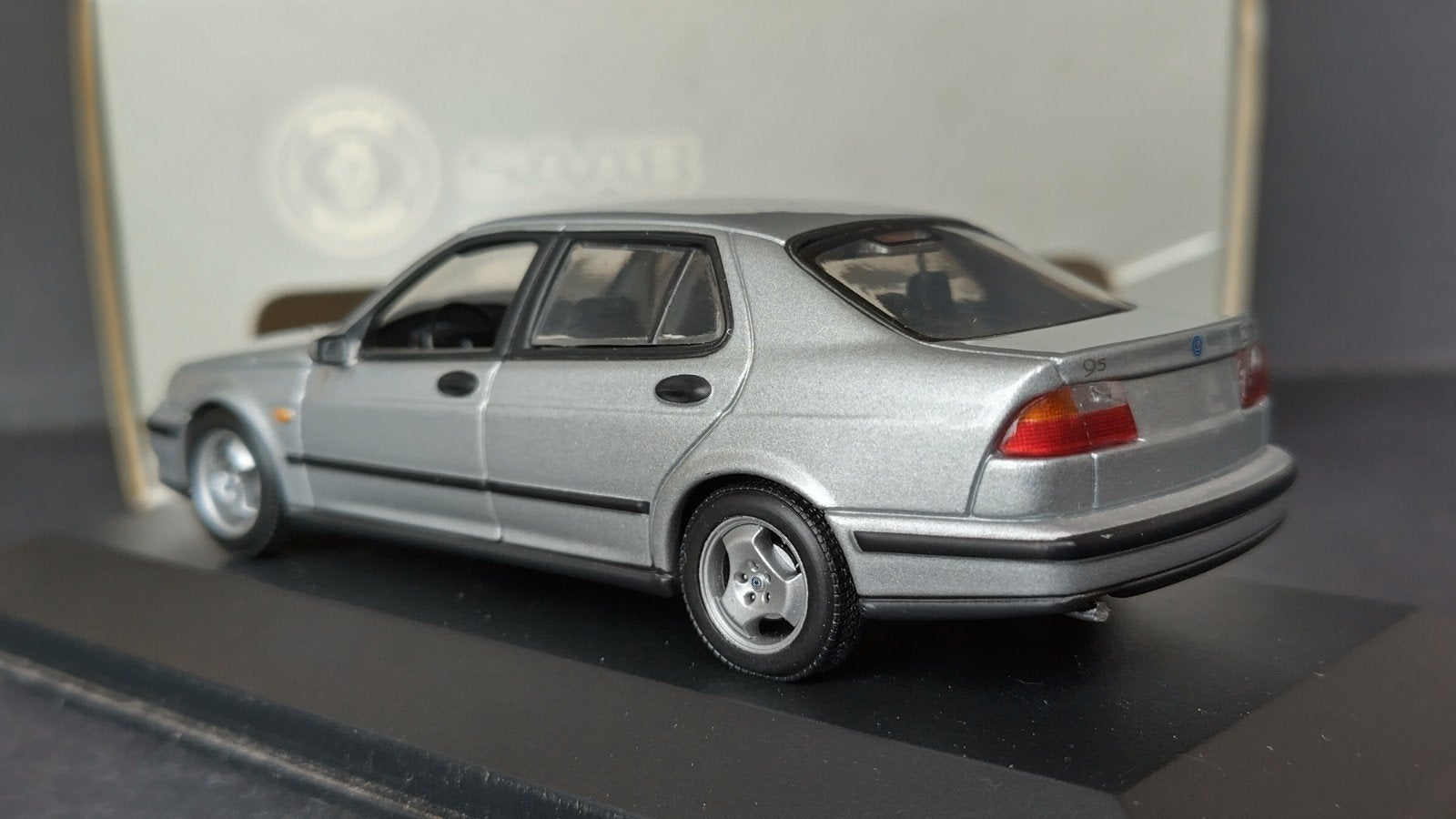 Saab 9-5 Sedan 1:43 Minichamps Pol, Pauls Model art, Auto, ., Nieuw