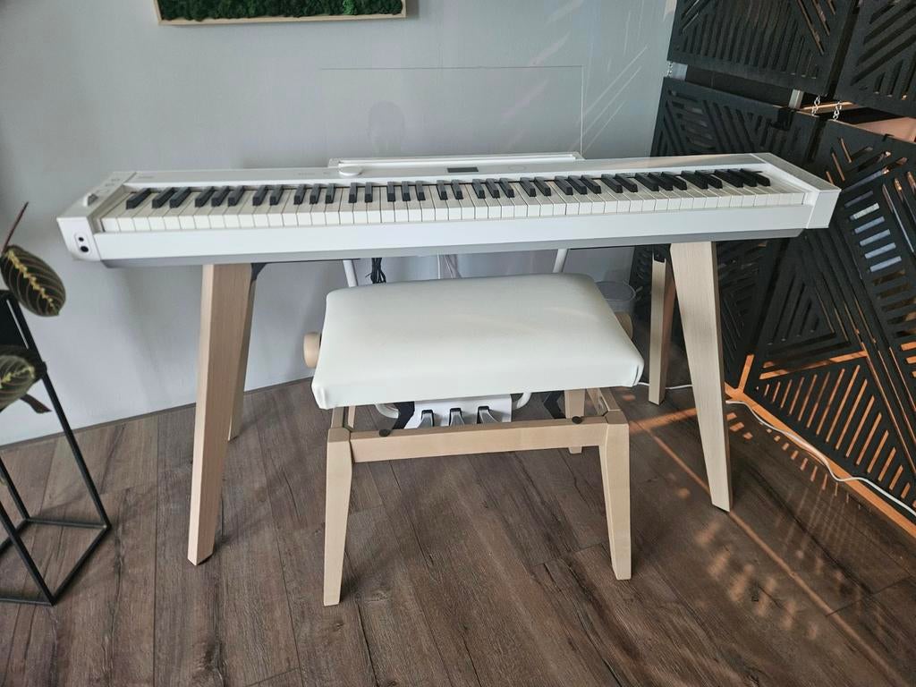 Casio Privia PX-S7000 wit  - Zo Goed als Nieuw, Muziek en Instrumenten, Piano's, Wit, Digitaal, Ophalen of Verzenden, Zo goed als nieuw