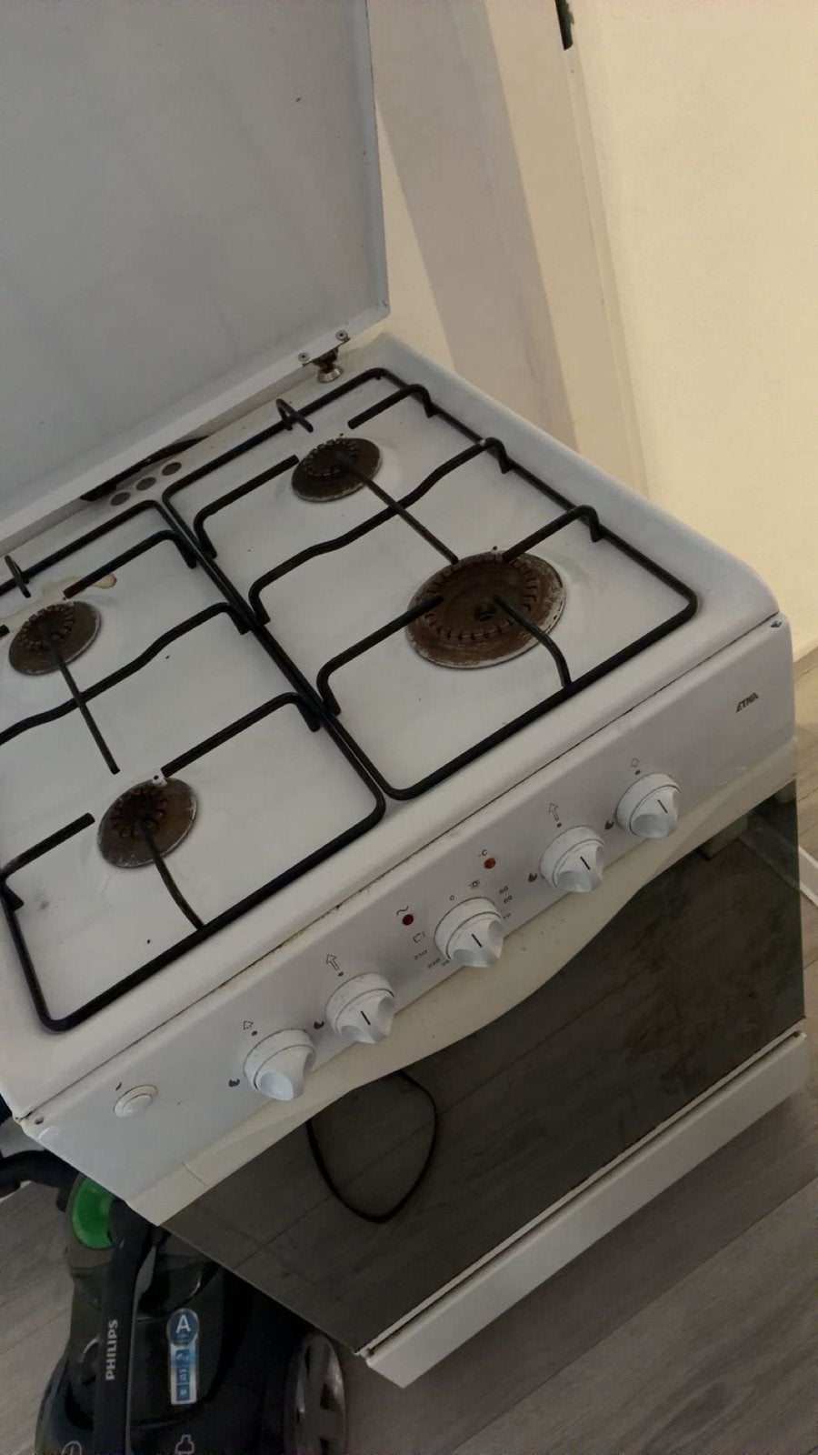 Etna gasfornuis/oven, Ophalen, Gebruikt, 4 kookzones, Gas