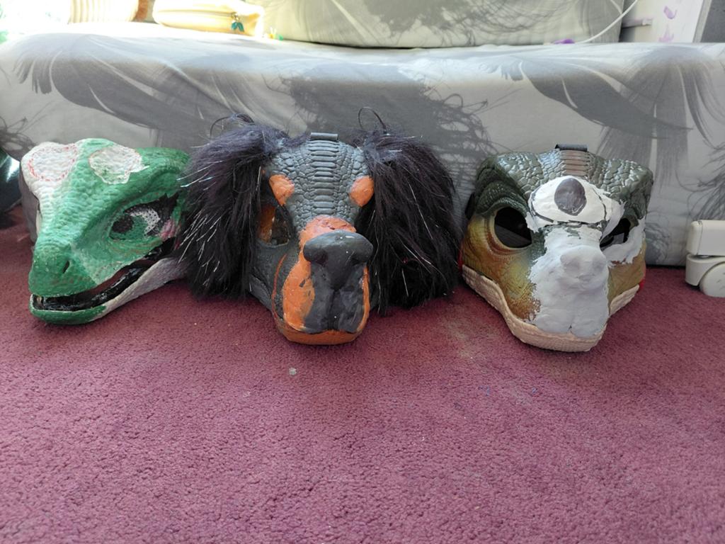 Fursuit maskers en onderdelen, Ophalen of Verzenden, Gebruikt, Toneelattributen of Onderdelen