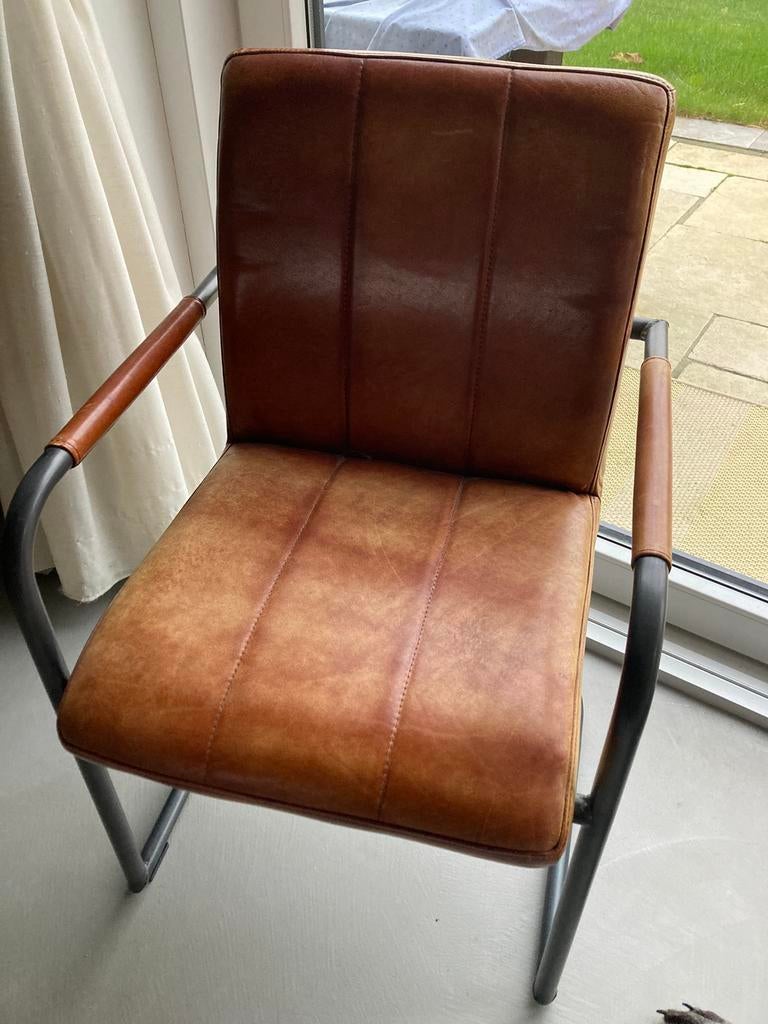 Te koop: zgan eetkamerstoel geborsteld buffelleder congac, Huis en Inrichting, Stoelen, Ophalen, Overige kleuren, Zo goed als nieuw