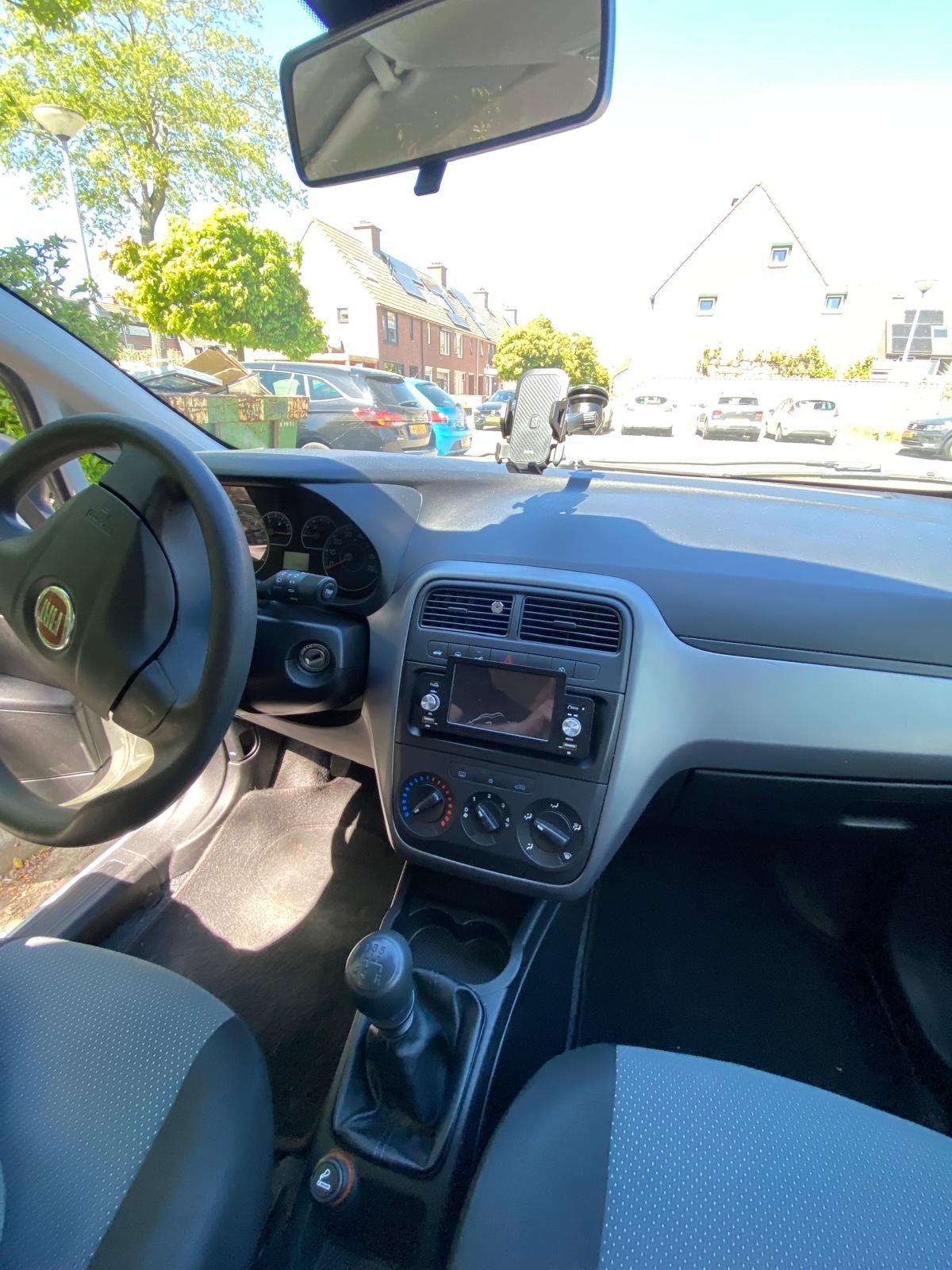 Fiat Punto 1.2 5DR 2011 Wit, Auto's, Fiat, Voorwielaandrijving, 1005 kg, 40 €/maand, 1242 cc