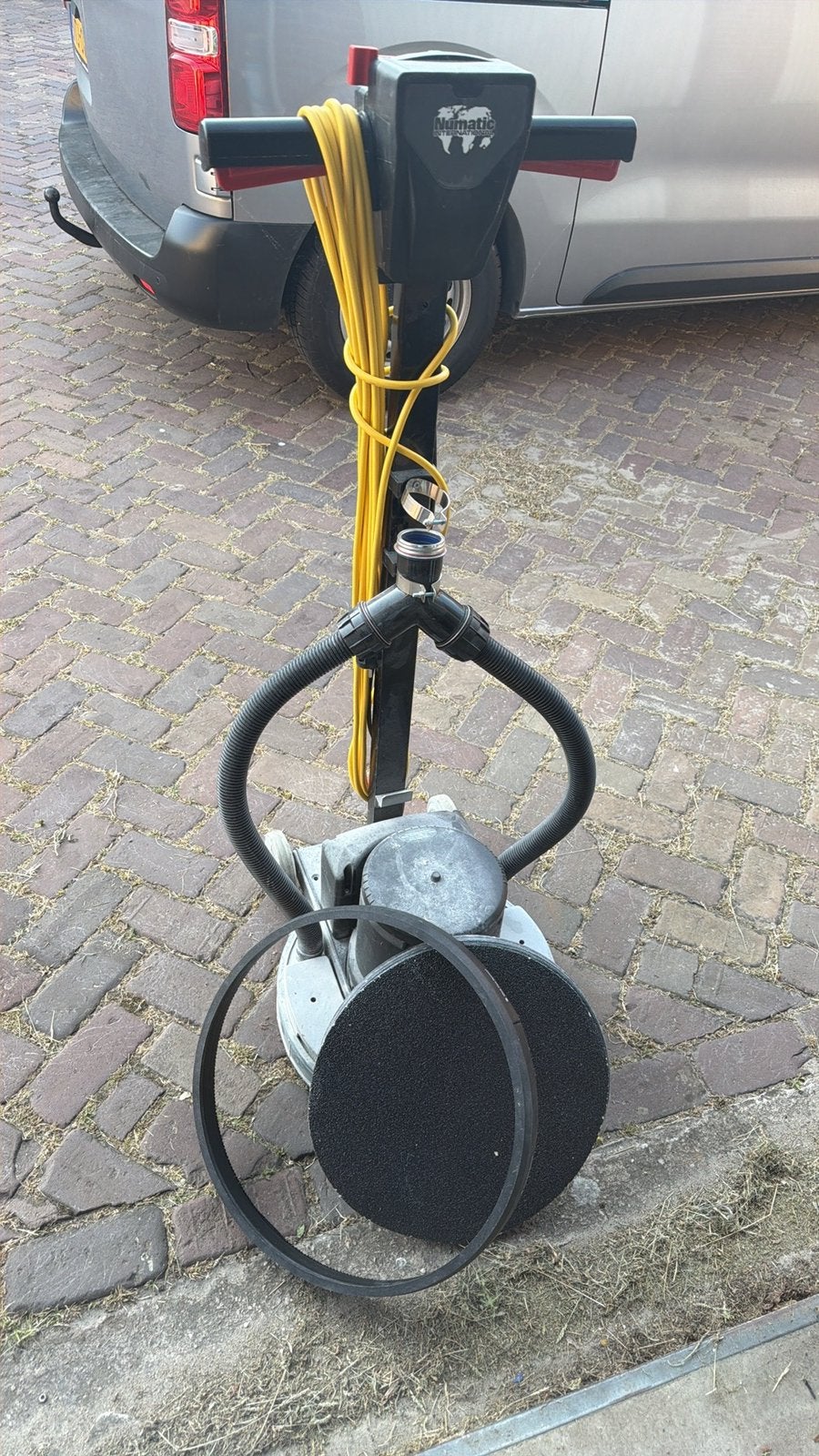 Numatic HFM1515 schuurmachine, Ophalen, Nieuw, 1200 watt of meer, Overige typen