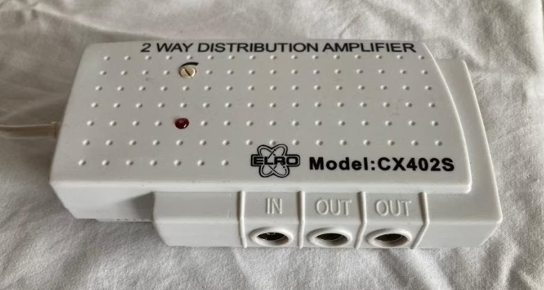 Elro CX402S Antenneversterker 2 uitgangen, Ophalen, Zo goed als nieuw, Minder dan 2 meter, Overige kabels