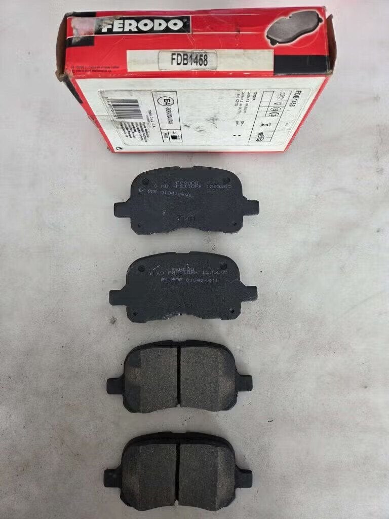 Set Remblokken Toyota Corolla, -, -, Nieuw, Ferodo