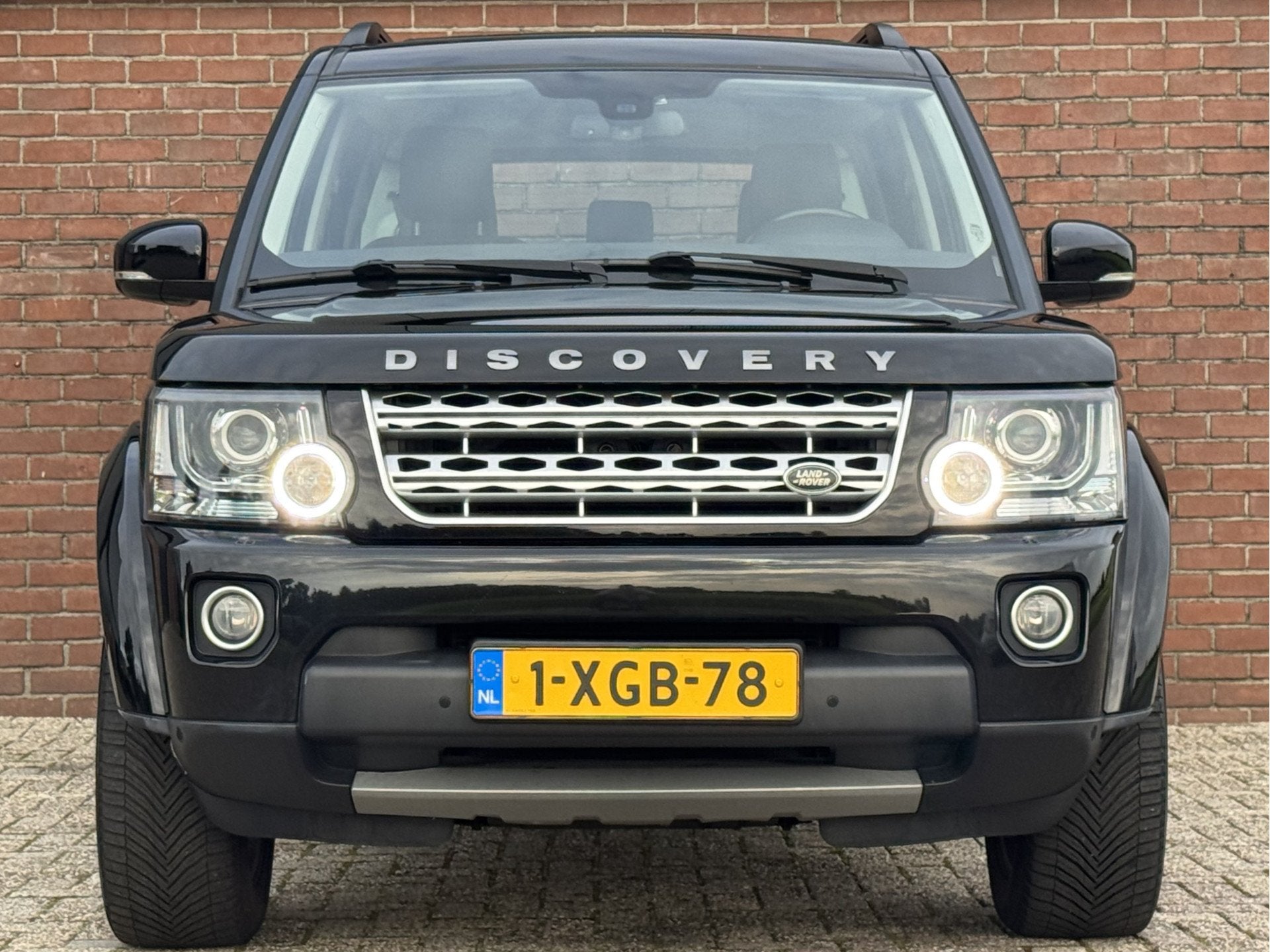 Land Rover Discovery 3.0 SDV6 HSE 7P. | NL-AUTO! | TREKHAAK!, Auto's, Euro 5, Gebruikt, Zwart, 2993 cc