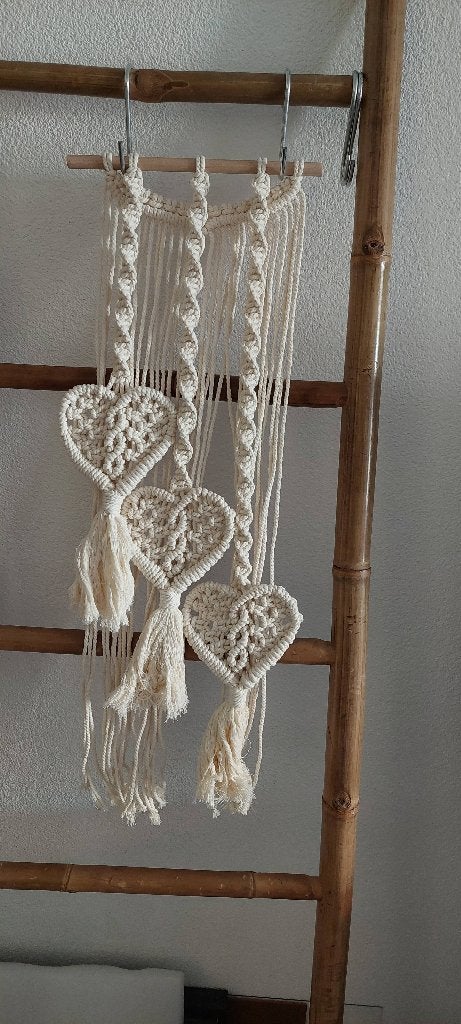 Macramé wandhanger met hartjes - Boho decoratie, Beige, 65 cm, Textiel, Nieuw