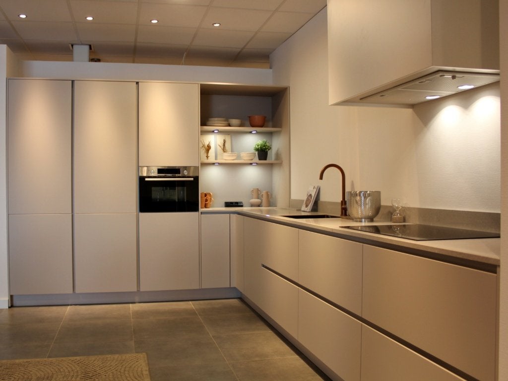 AF4 Häcker Concept130 hoekkeuken met Bosch, Huis en Inrichting, Ophalen, Info@)haecker-kuechen.de, Overige kleuren, Hoekkeuken