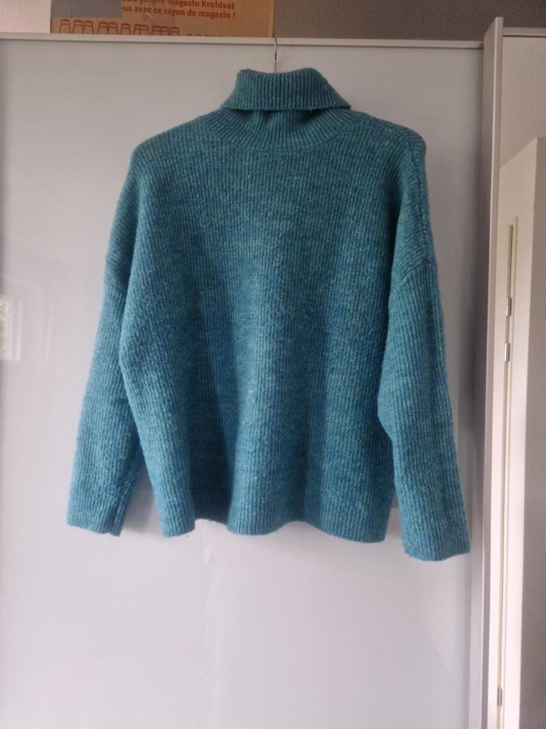 Ydence coltrui. Zeegroen. Maat M, Maat 38/40 (M), Zo goed als nieuw, Groen, Ydence
