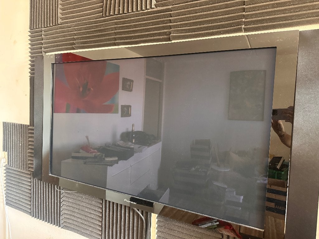 Tv pioneer