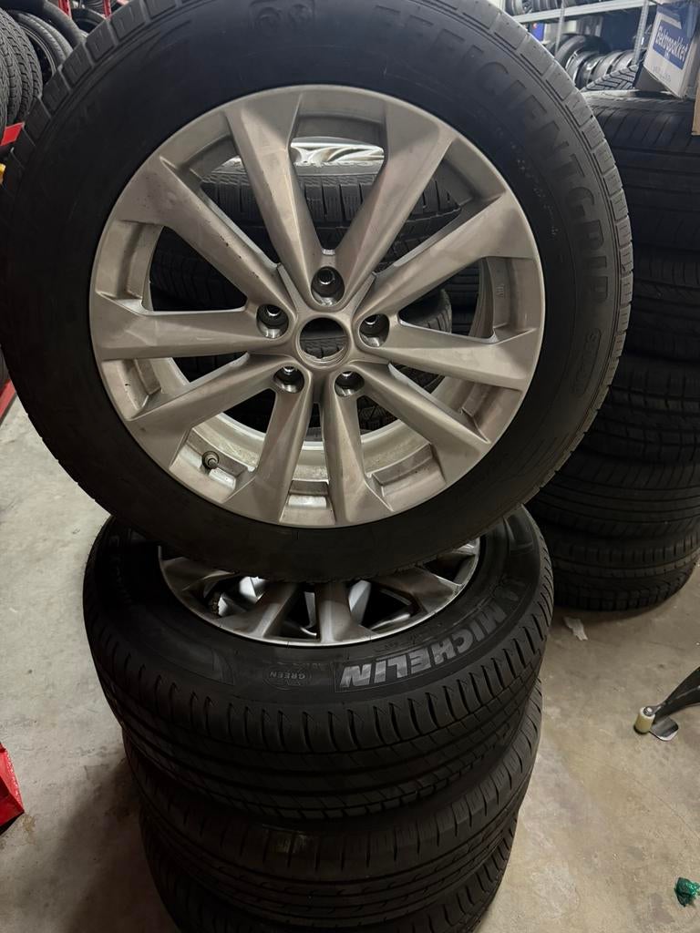 Nissan Qashqai 17 inch origineel zomerbanden 5x114,3, 215 mm, Banden en Velgen, 17 inch, Ophalen of Verzenden