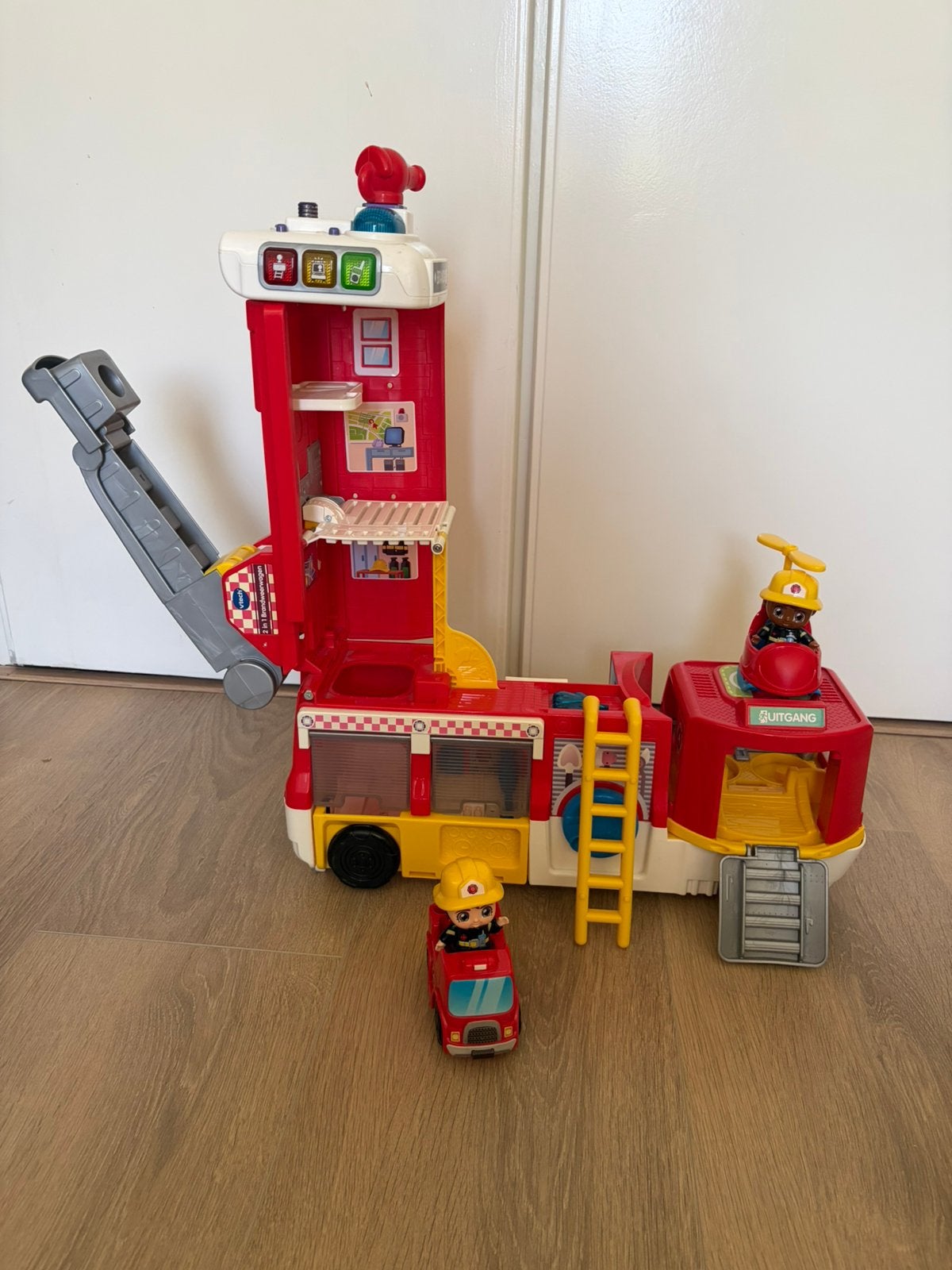 Vtech brandweerauto vrolijke vriendjes, Ophalen, Zo goed als nieuw, Auto
