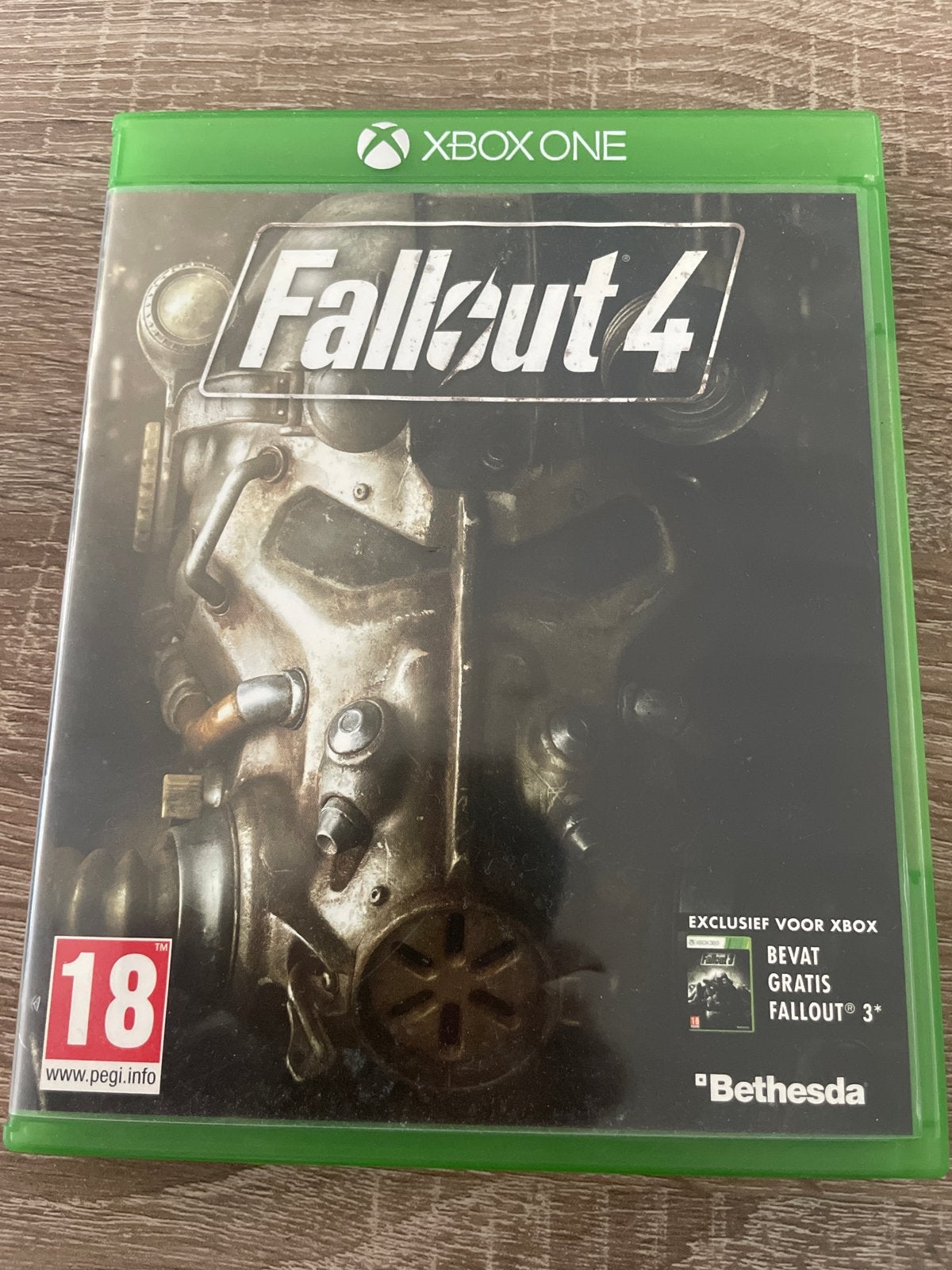 Fallout 4 - Xbox One (Inclusief Fallout 3), Gebruikt, Vanaf 18 jaar, 1 speler, Ophalen of Verzenden