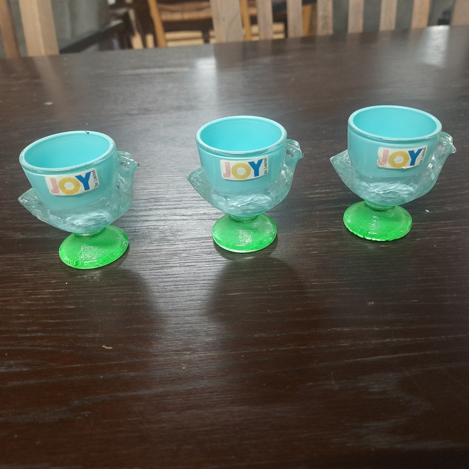 Set van 3 vintage eierdopjes 'JOY' - blauw/groen glas, Glas of Glazen, Ophalen of Verzenden, Overige stijlen, Glas