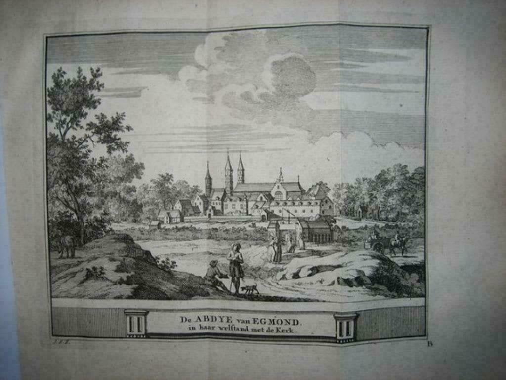 16 / Egmond   Abdij met Kerk    Kopergravure 1736, Ophalen of Verzenden