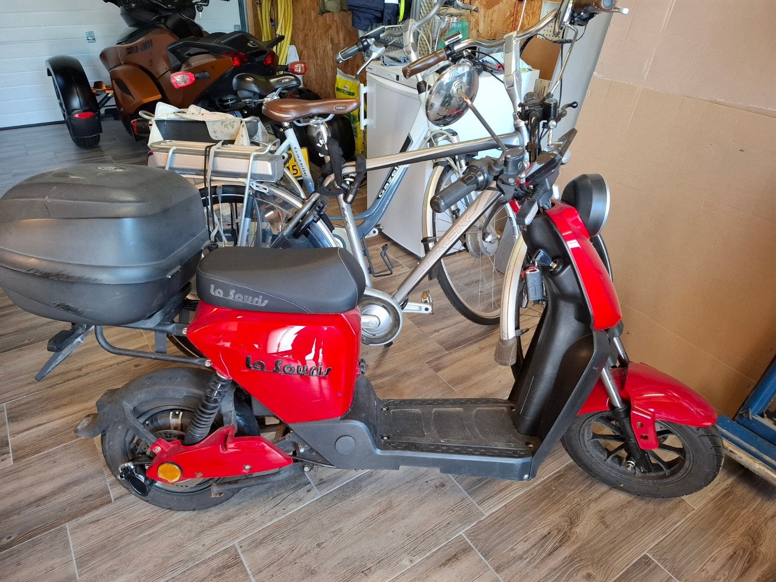 Rode La Souris elektrische scooter 45 km- Zo goed als nieuw, Ophalen, Zo goed als nieuw, Elektrisch, Overige merken