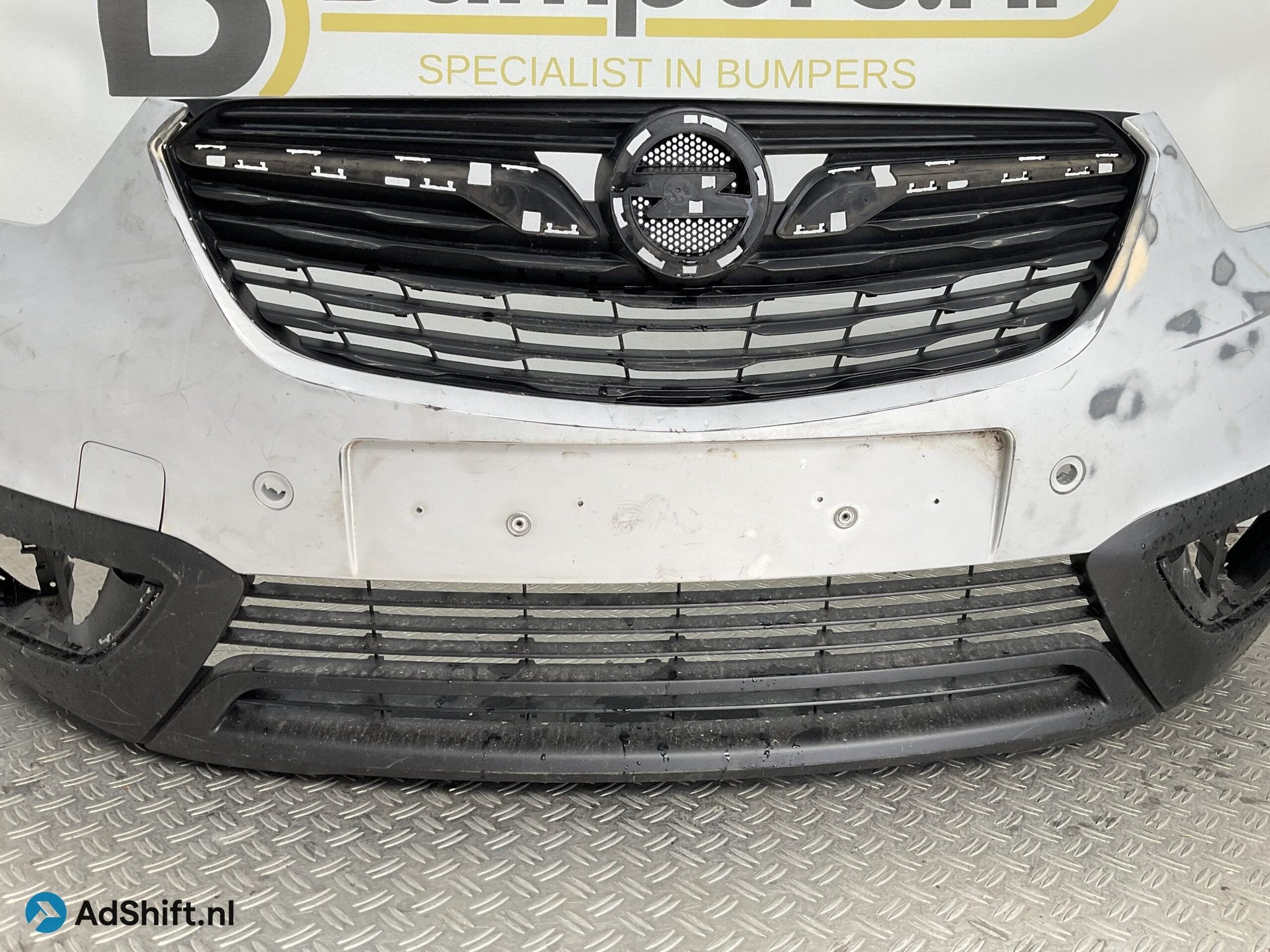 Bumper Opel Crossland pdc 17-22 475498858 39097382 Voorbumpe, Auto-onderdelen, Bumper