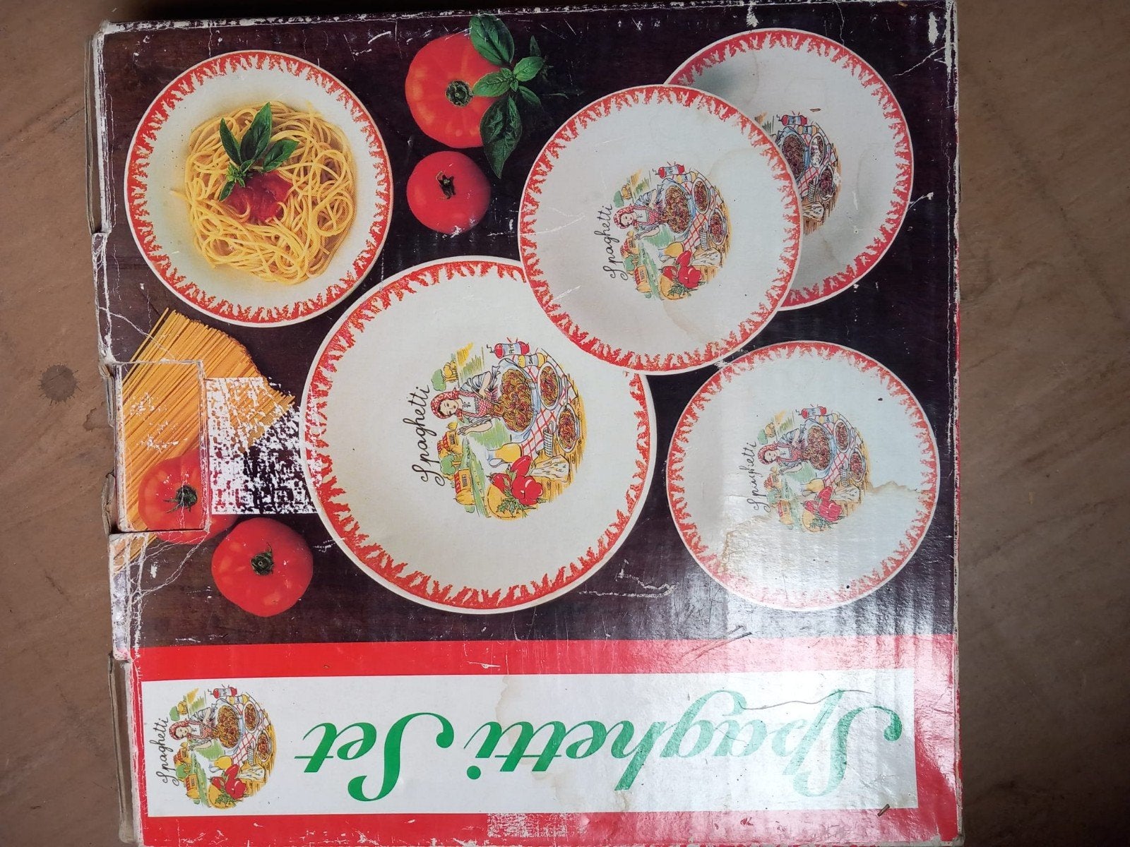 Vintage spaghetti borden set., Ophalen
