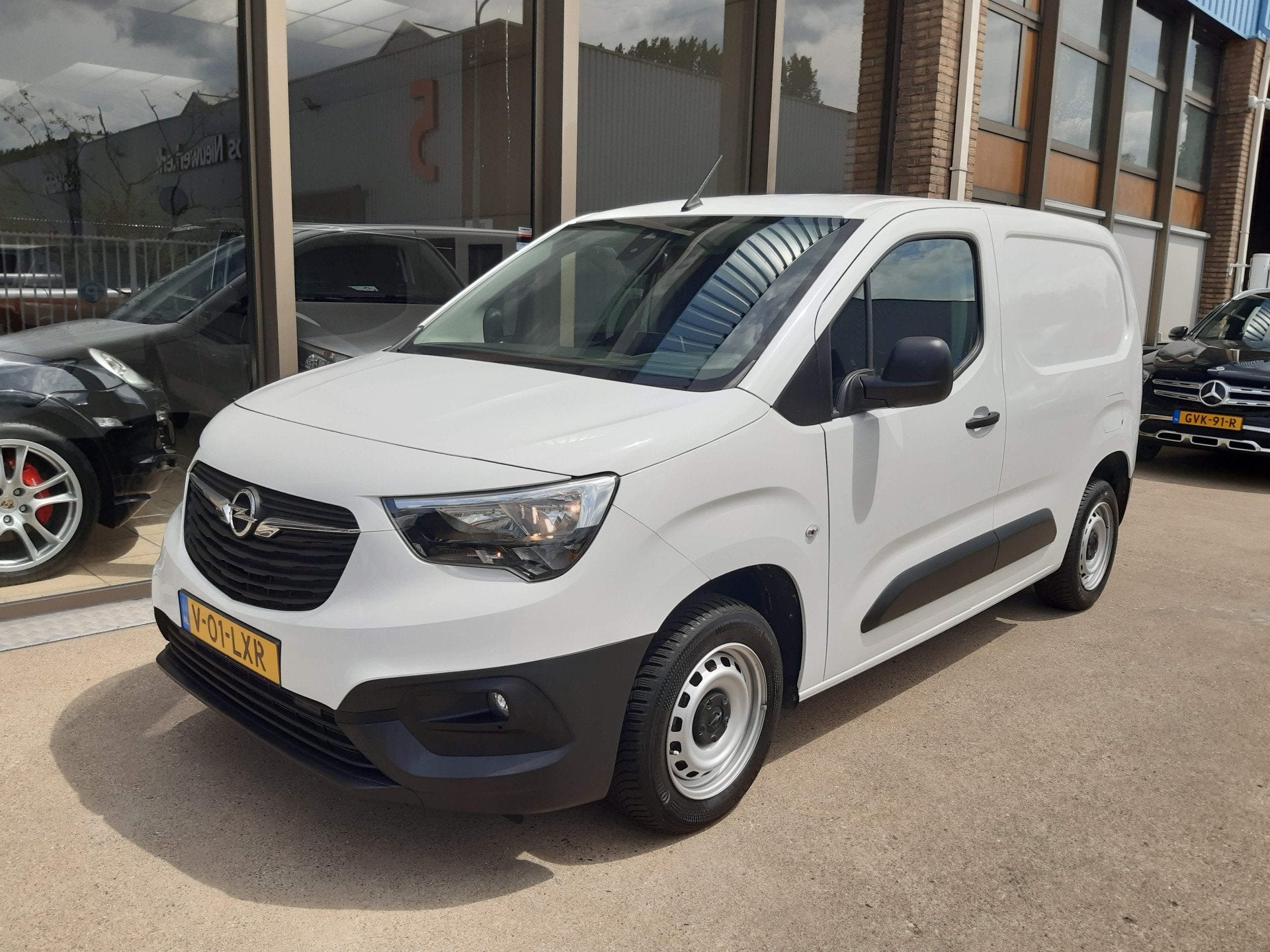 Opel Combo 102Pk Airco Cruisecontrol Achteruitrijcamera 3592, Auto's, Voorwielaandrijving, Stof, Gebruikt, 4 cilinders