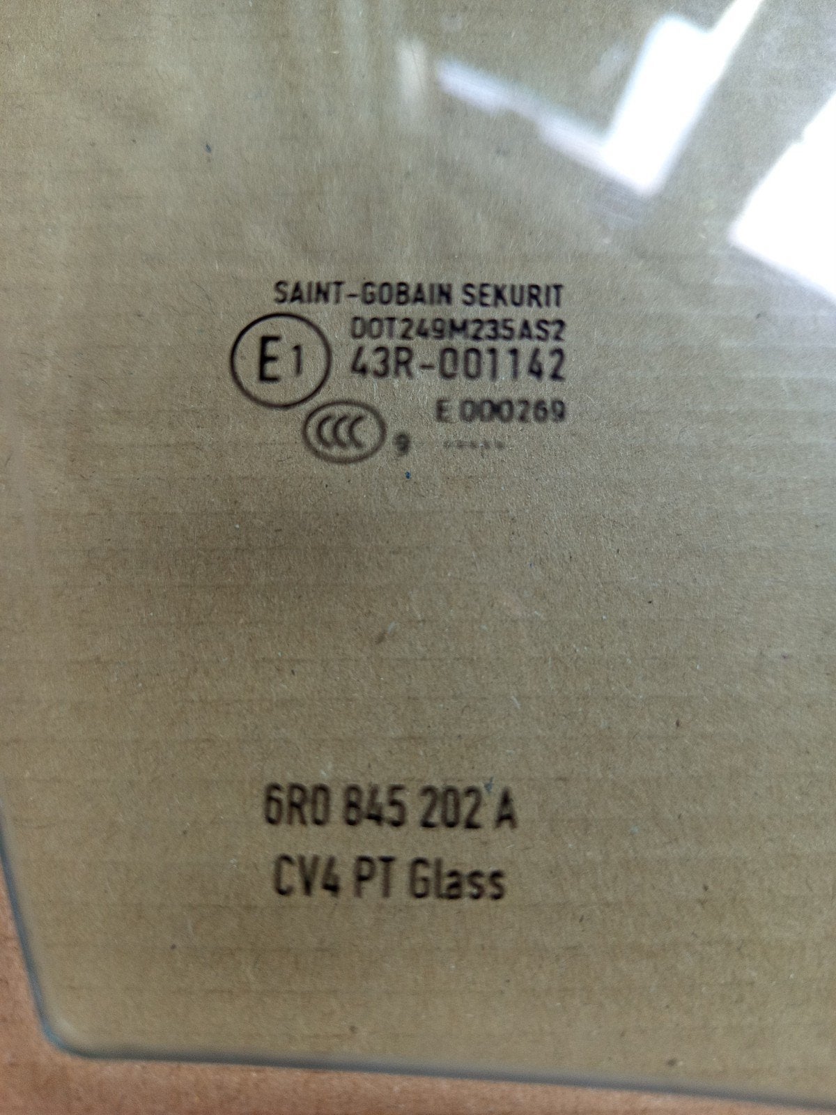 Volkswagen zijruit 6R0 845 202 A - Saint-Gobain Sekurit, Ophalen of Verzenden, Gebruikt, Volkswagen