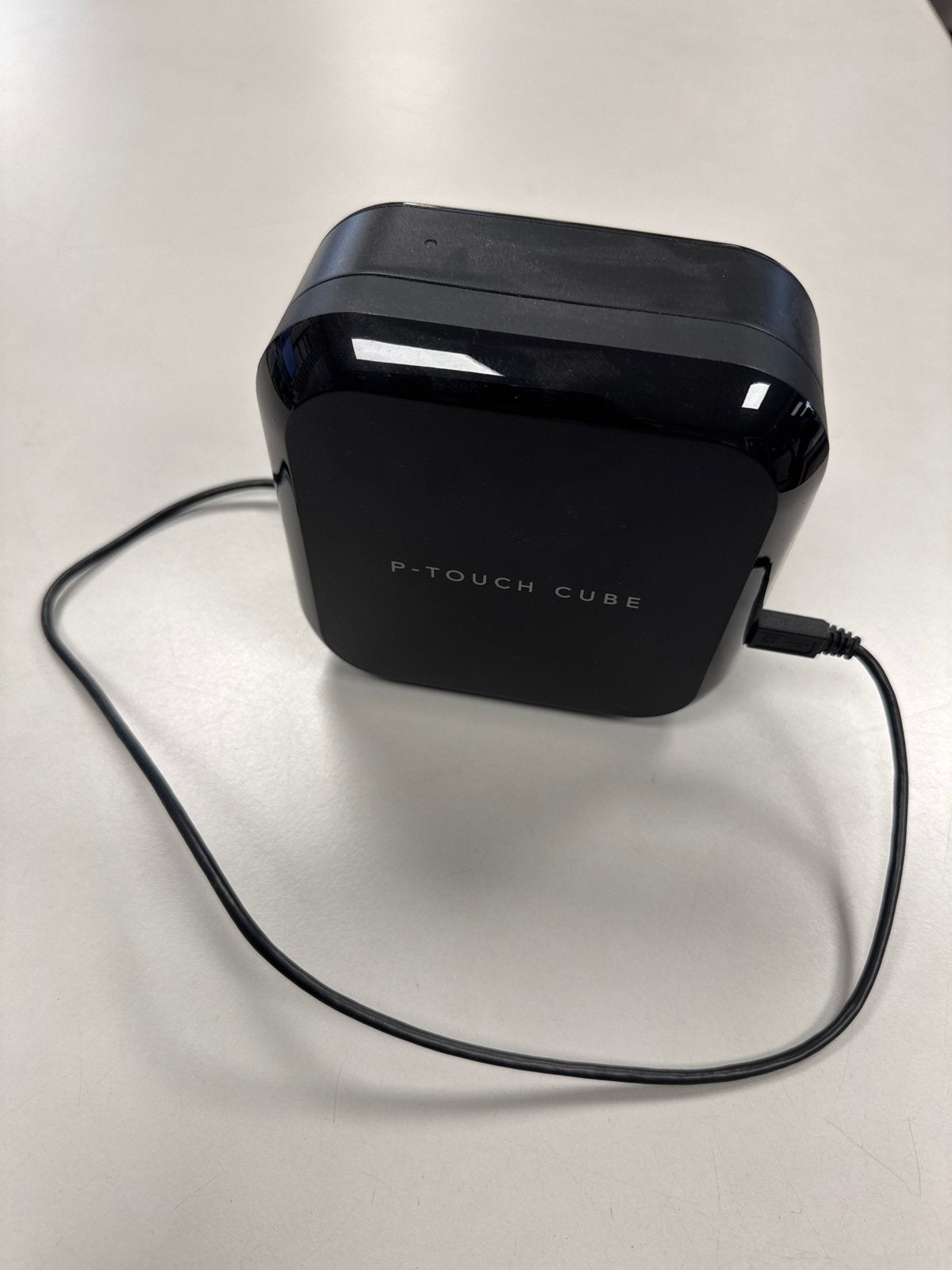 Brother P-touch CUBE PT-P710BT labelprinter - ZGAN, Computers en Software, Labelprinters, Ophalen of Verzenden, Zo goed als nieuw