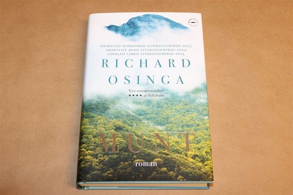 Munt — Richard Osinga, Wereldbibliotheek 2024, Boeken, Ophalen of Verzenden, Gelezen
