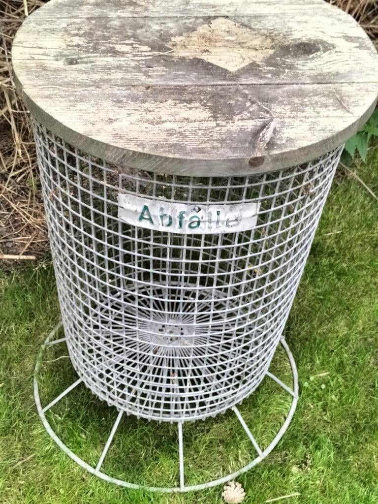 Metalen afvalbak met houten deksel, Huis en Inrichting, 40 liter of meer, Ophalen, Gebruikt, Minder dan 50 cm