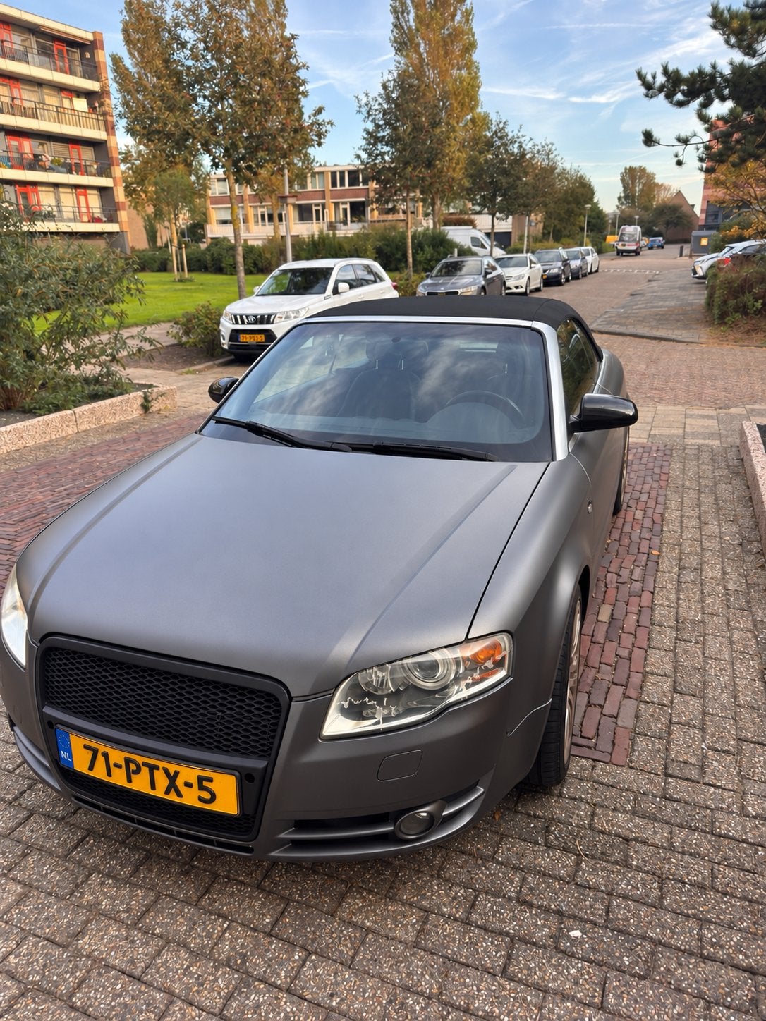 Audi A4 2.0 Tfsi 147KW Cabrio AUT 2006 Grijs, Auto's, Zwart, 4 cilinders, 4 stoelen, Particulier