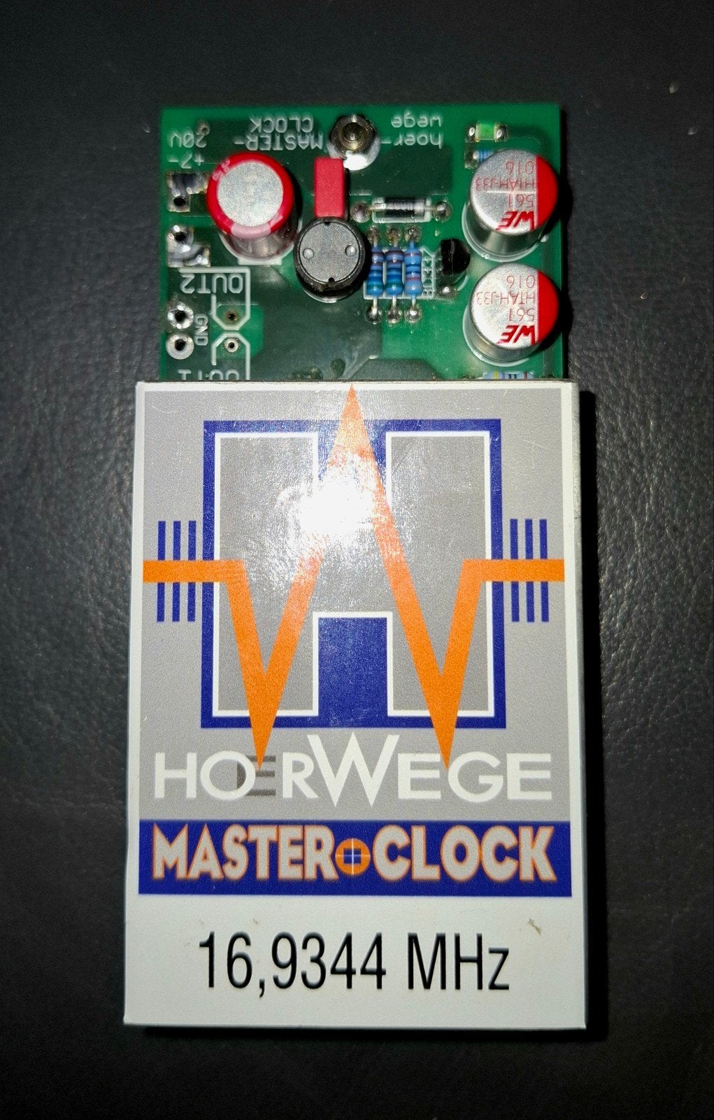 Masterclock Hoer-wege 16.934 mhz, Ophalen of Verzenden