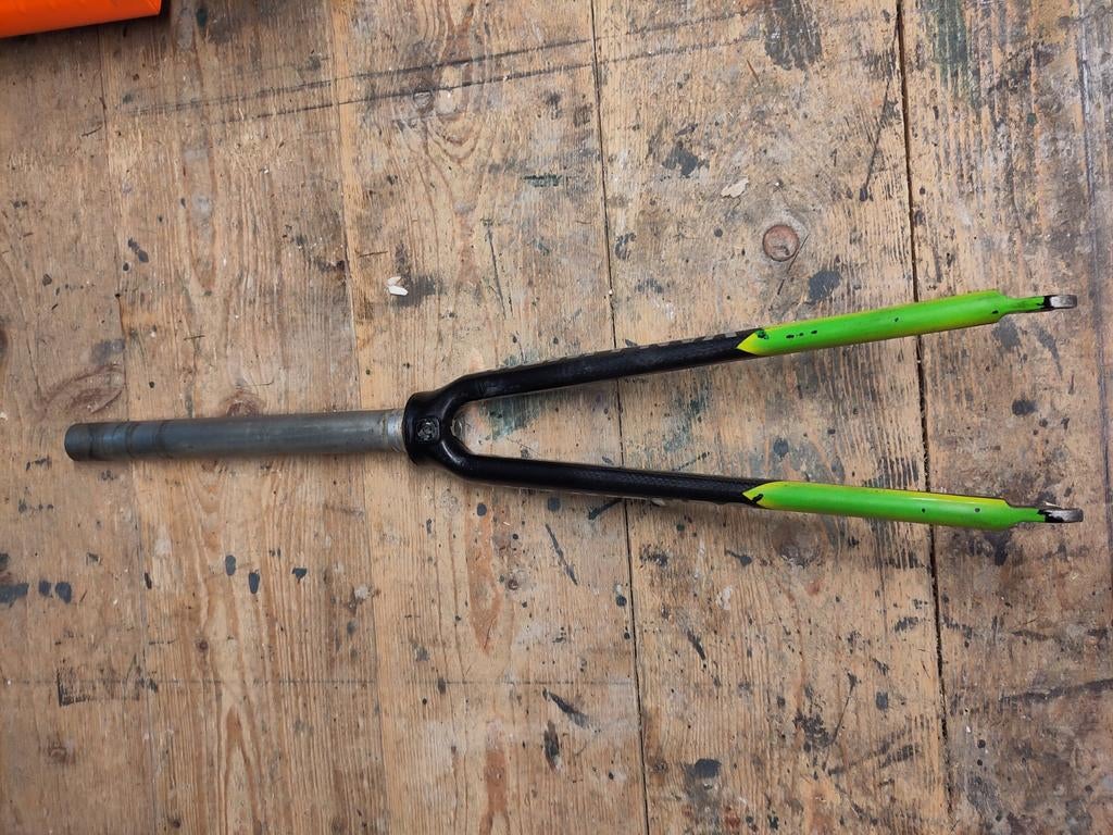 Carbon Voorvork 1 1/8" - 27,5cm Buislengte, Fietsen en Brommers, Fietsonderdelen, Ophalen of Verzenden