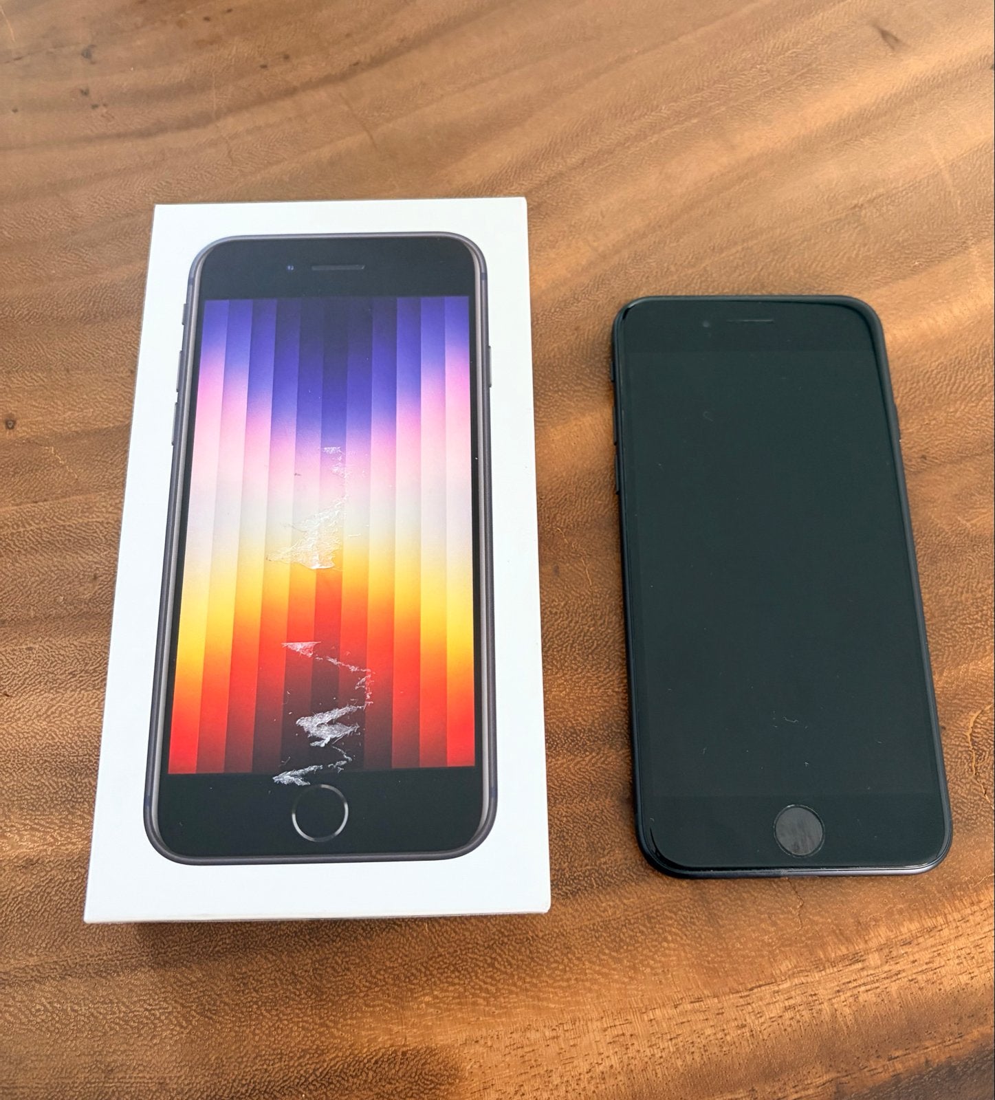 iPhone SE (2022) 64GB Zwart met Otterbox hoesje, Telecommunicatie, Mobiele telefoons | Apple iPhone, Ophalen, Zwart, Zo goed als nieuw
