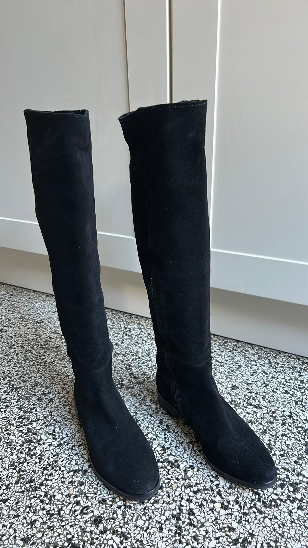 di CAPOLAVORI (BITTER) zwart suède hoge laarzen mt 38 IZGS, Kleding | Dames, Hoge laarzen, Zwart, Ophalen of Verzenden, Zo goed als nieuw