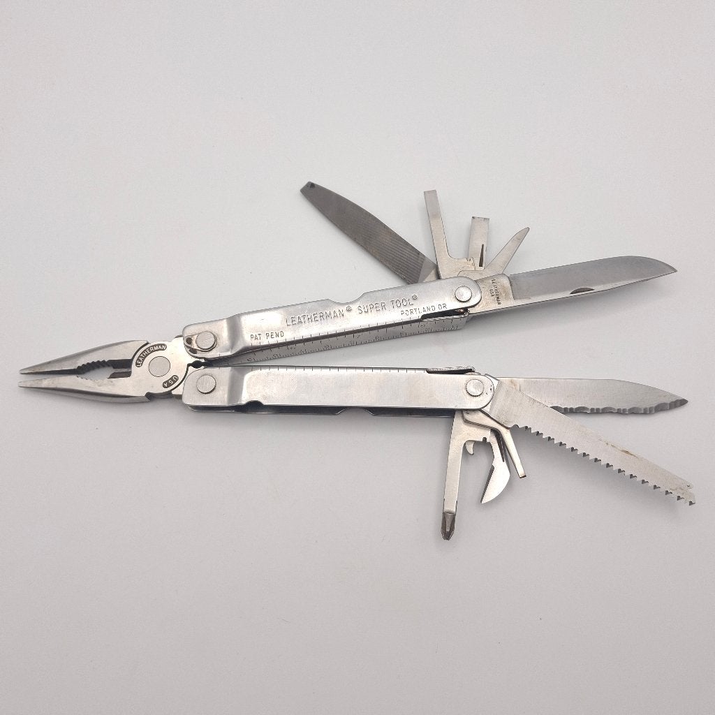 Leatherman Super tool 1st Gen multitool, Caravans en Kamperen, Kampeergereedschap, Ophalen of Verzenden, Zo goed als nieuw