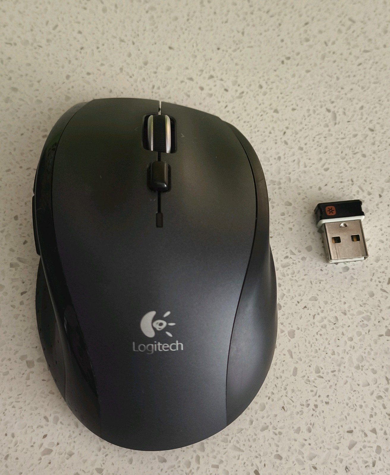 Logitech M705 Muis, Computers en Software, Muizen, Rechtshandig, Logitech., Ophalen of Verzenden, Zo goed als nieuw