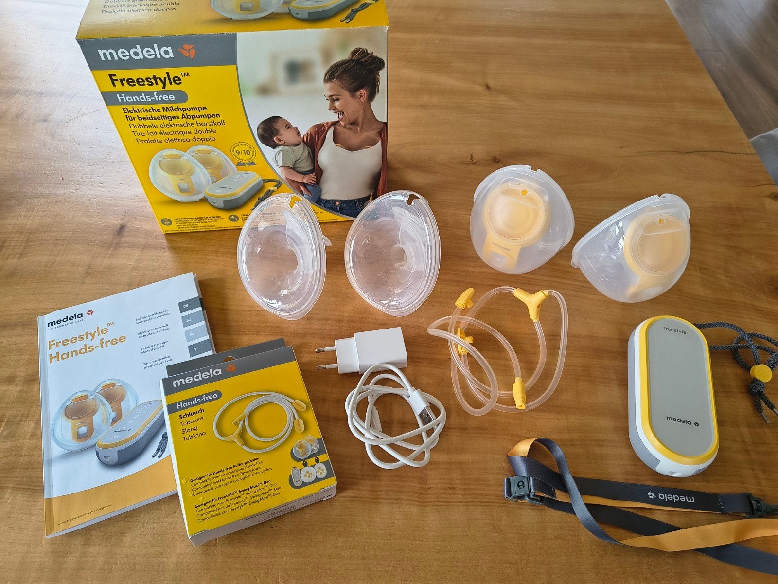 Medela Freestyle Hands-free dubbele elektrische borstkolf, Ophalen of Verzenden, Zo goed als nieuw