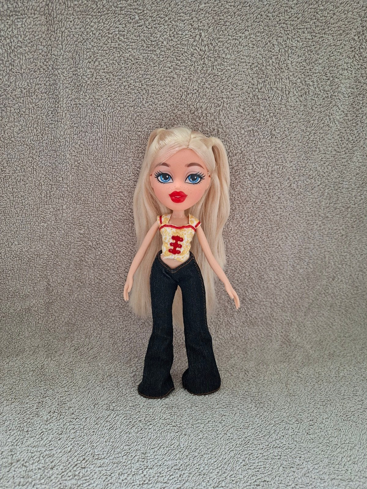 Bratz Study Abroad Doll - Cloe To China, Ophalen of Verzenden, Zo goed als nieuw, Fashion Doll