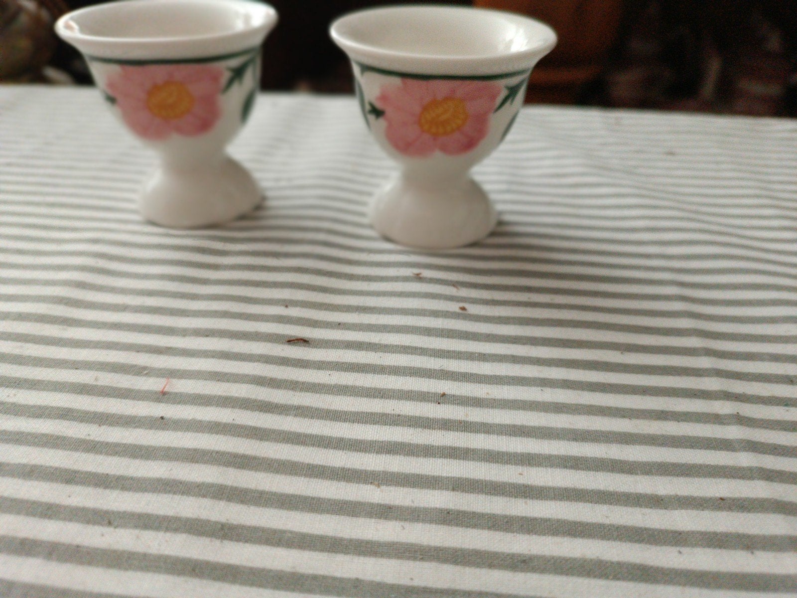 Wild Rose Villeroy en Boch 2 x eierdoppen, Ophalen of Verzenden