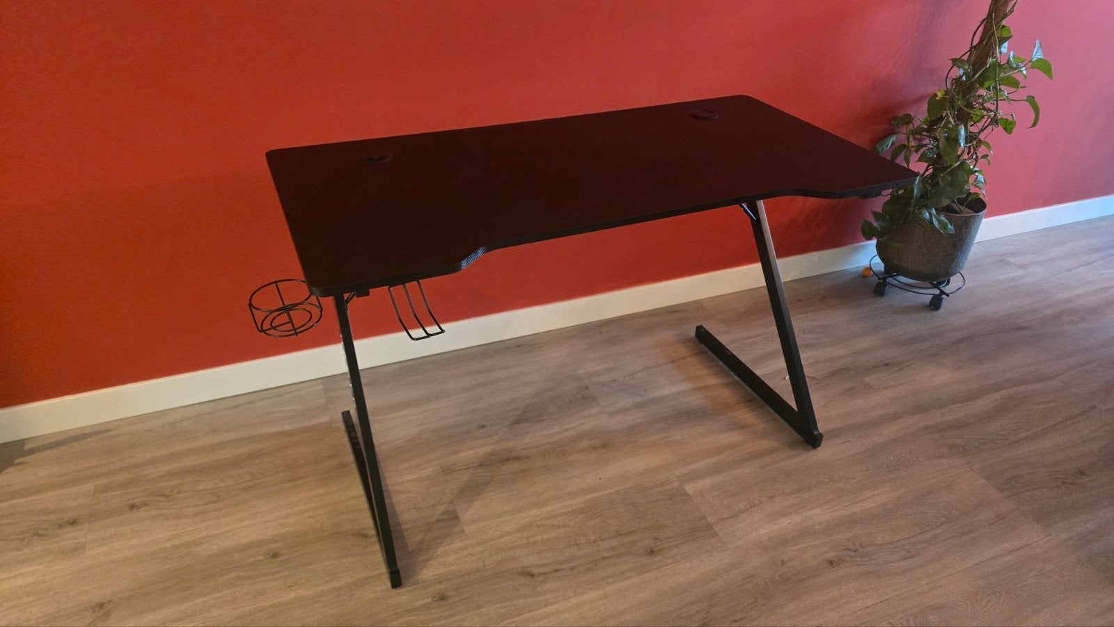 Gaming tafel 120x60x74cm - Zo goed als nieuw, Ophalen, Zo goed als nieuw, 50 tot 100 cm, Minder dan 100 cm