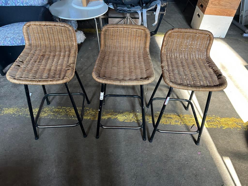 Set dirk van sliedrecht lage barkruk, 3 krukken, Ophalen, Gebruikt, 30 tot 60 cm