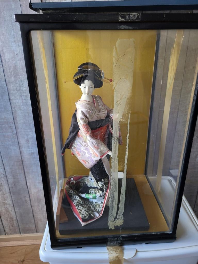 Vintage Japanse Geisha Pop in Vitrinekast, Verzamelen, Ophalen, Gebruikt, Pop