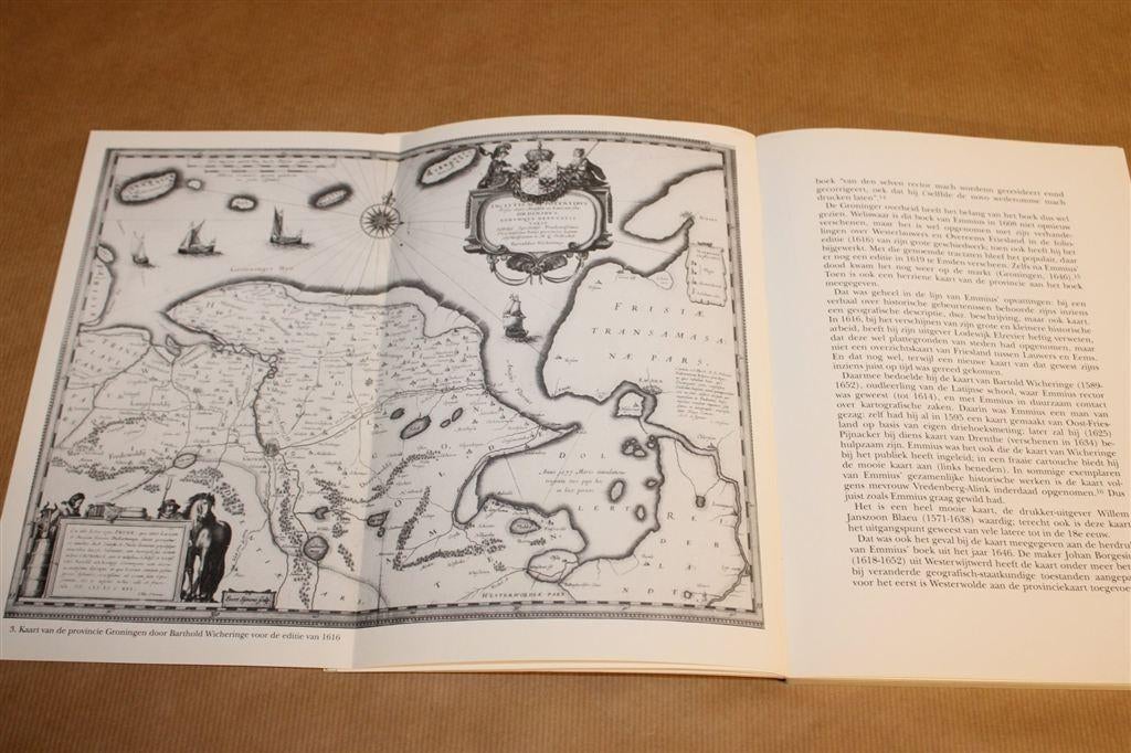 Tussen Eems en Lauwers — Stad en Lande omstreeks 1600, Boeken, Ophalen of Verzenden, Gelezen