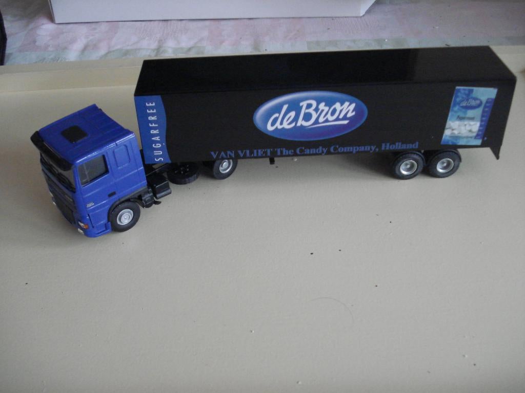 DAF trekker/oplegger De Bron (Lion Toys), Verzenden, Zo goed als nieuw, Bus of Vrachtwagen, Lion Toys