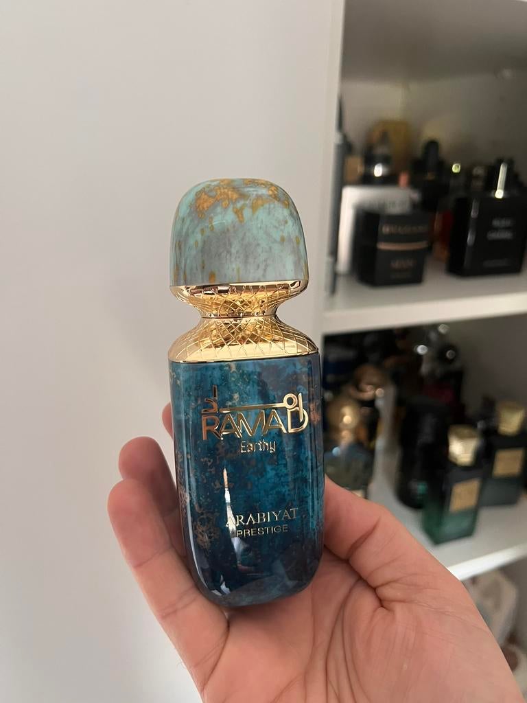 Arabiyat Prestige Ramad Earthy - unisex parfum, Ophalen of Verzenden, Zo goed als nieuw, Parfumfles