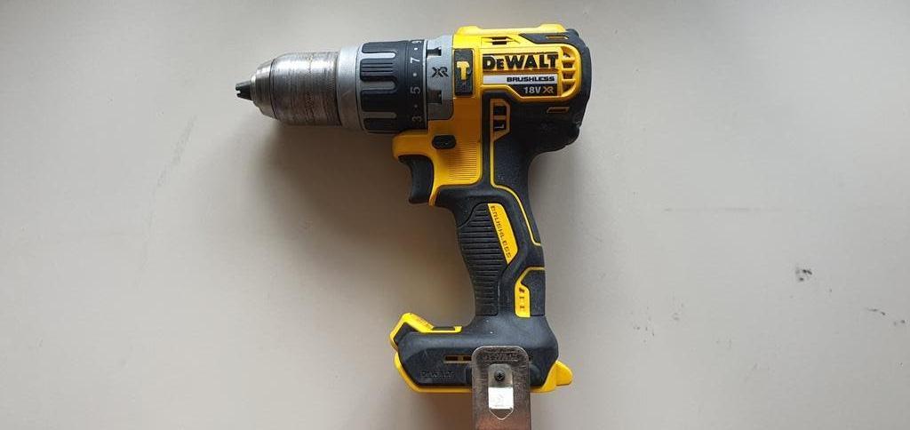 DeWalt DCD796 18V XR BL Klopboor - schroefmachine  body, Ophalen of Verzenden, Zo goed als nieuw, Boor- en Schroefmachine, Variabele snelheid