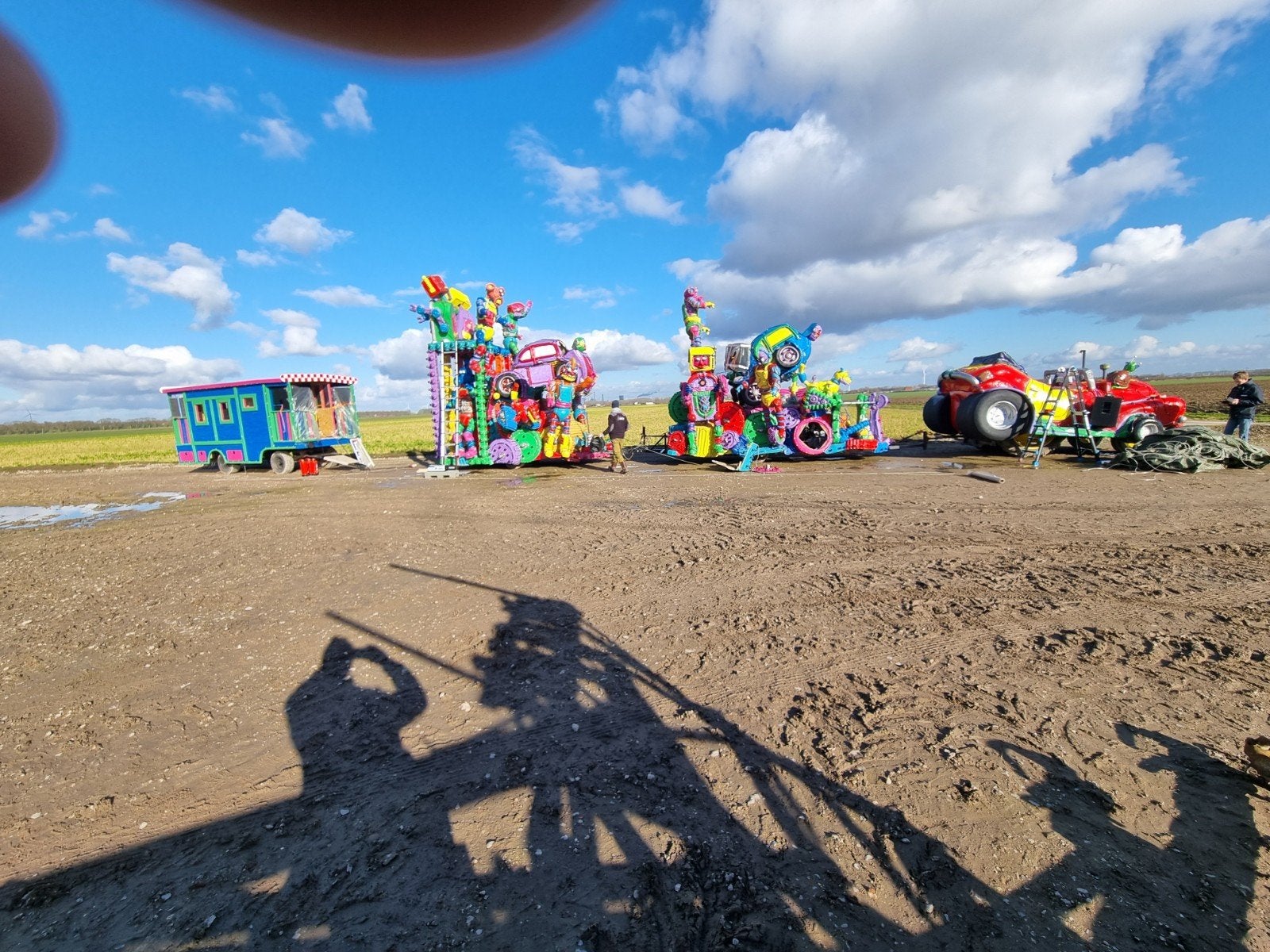 carnavalswagen Moet weg, Ophalen