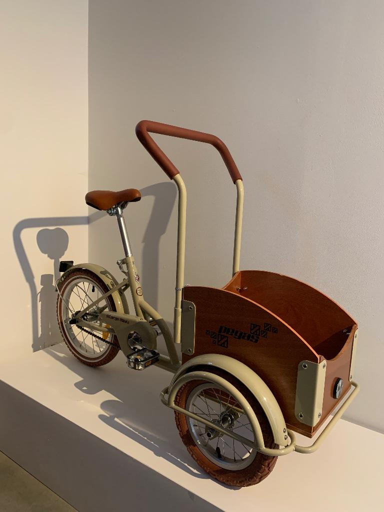 Kinder bakfiets, Fietsen en Brommers, Fietsen | Kinderfietsjes, Ophalen of Verzenden, Nieuw, 20 inch of meer
