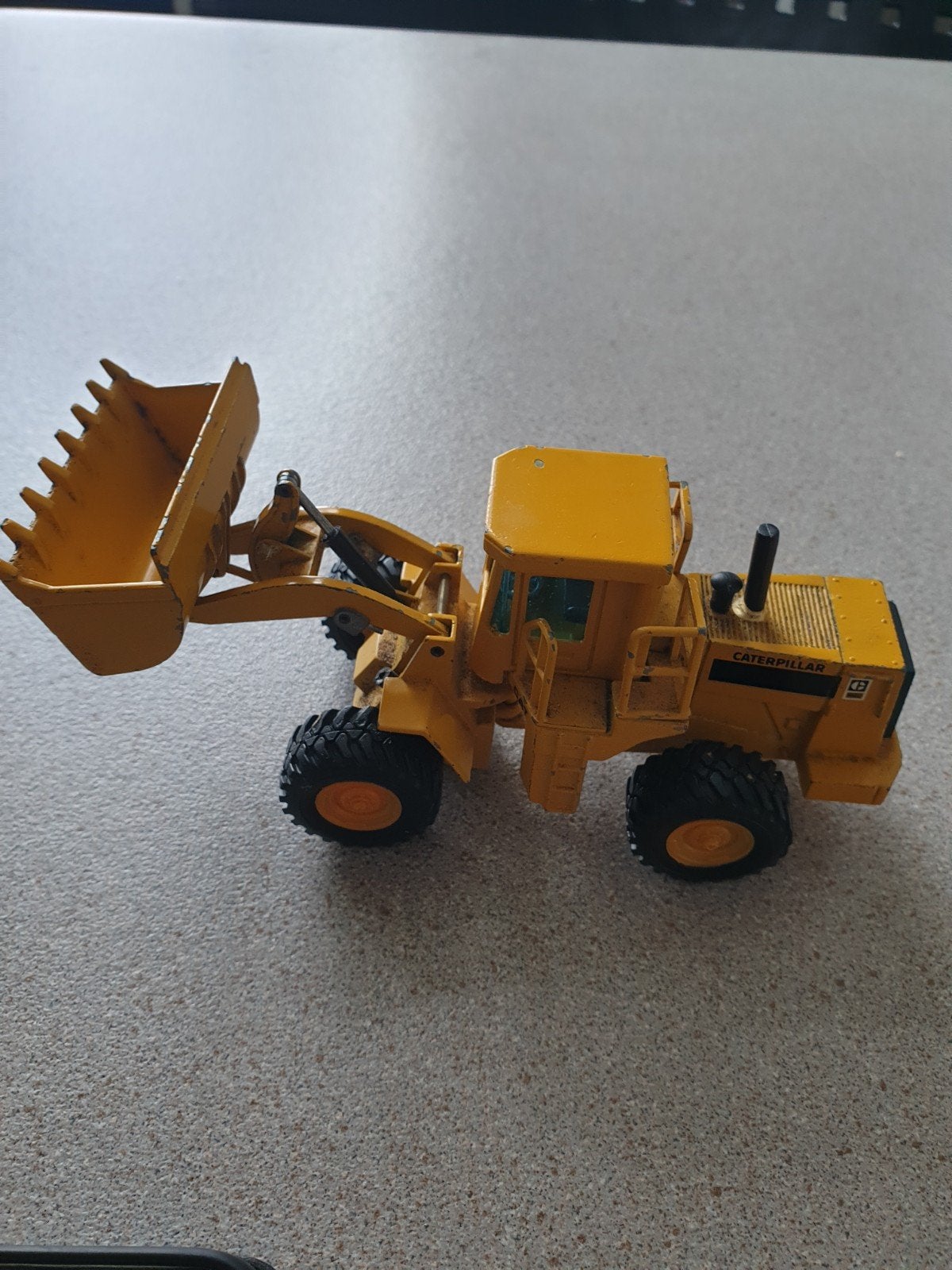 NZG Modelle Caterpillar 988B Wiellader - Made in W.Germany, Ophalen of Verzenden, Gebruikt