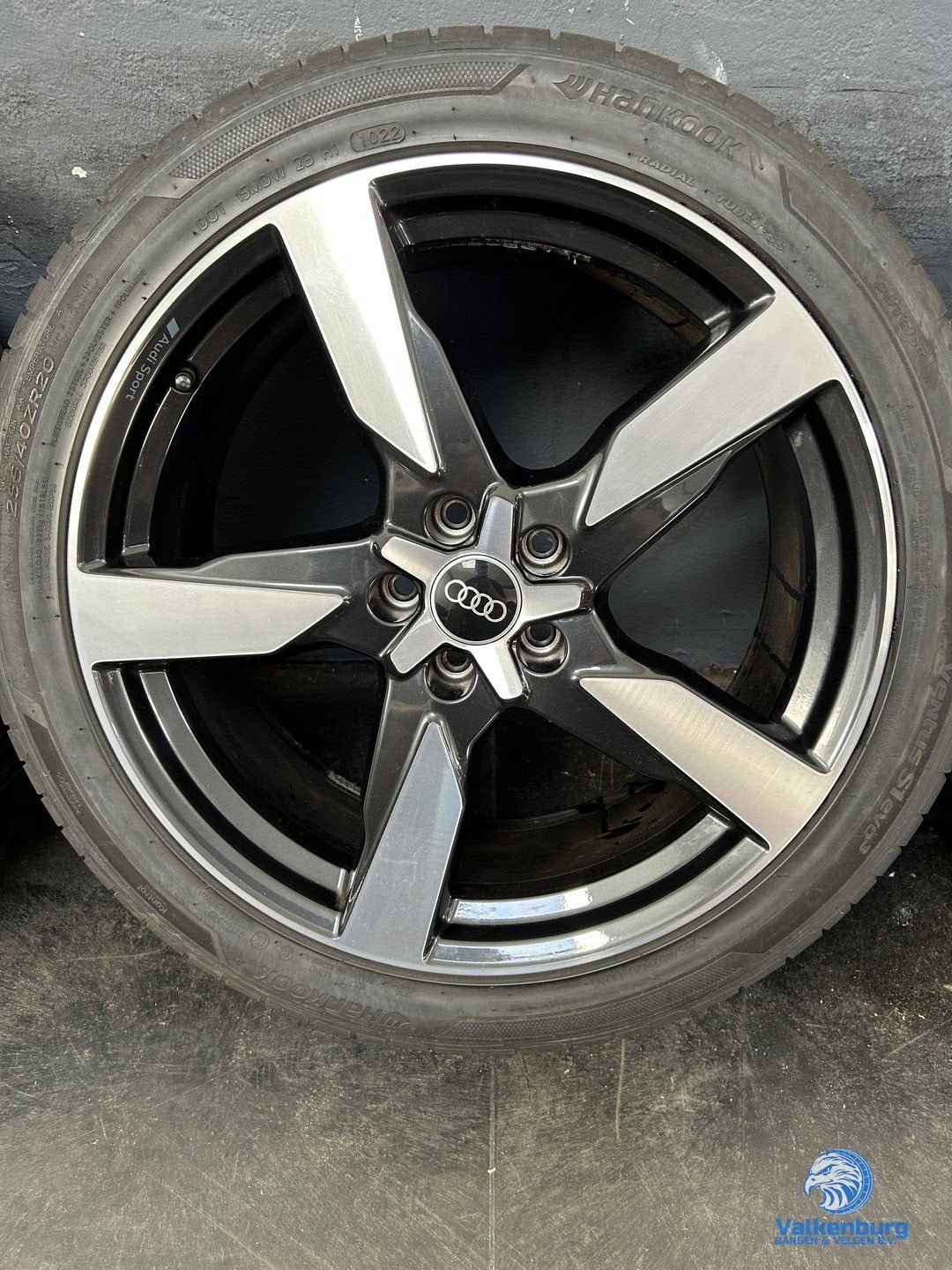 6-7mm! Originele Audi Q3 83A 20 inch Audi Sport Polygon zwar, Gebruikt, 255 mm, -, -