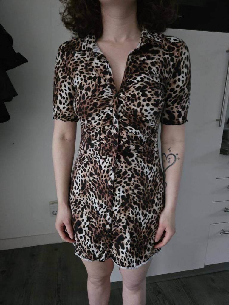 Jurk panterprint S, Kleding | Dames, Jumpsuits, Ophalen of Verzenden, Zo goed als nieuw, Maat 36 (S), Overige kleuren